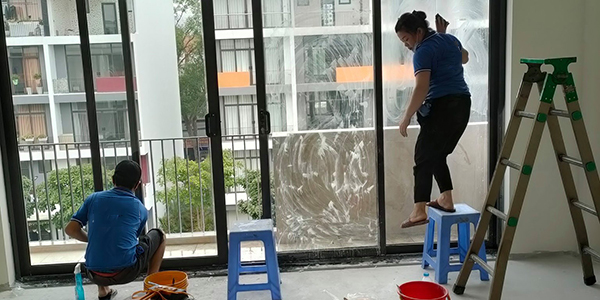 Công ty vệ sinh uy tín luôn có các gói dịch vụ vệ sinh công nghiệp giá rẻ, phải chăng phù hợp với nhu cầu của khách hàng