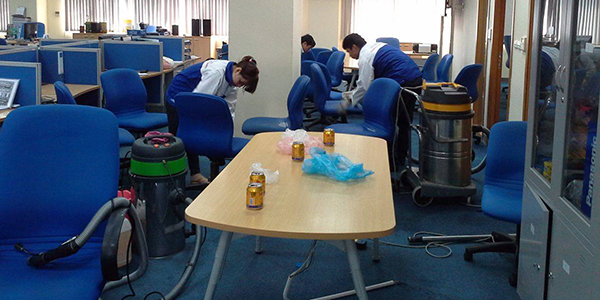 Quy trình làm sạch thảm văn phòng đạt chuẩn