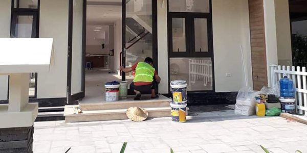 Các yếu tố ảnh hưởng đến đơn giá vệ sinh công nghiệp
