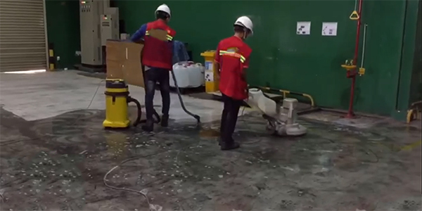 Một số lưu ý khi sử dụng máy chà sàn nhà xưởng