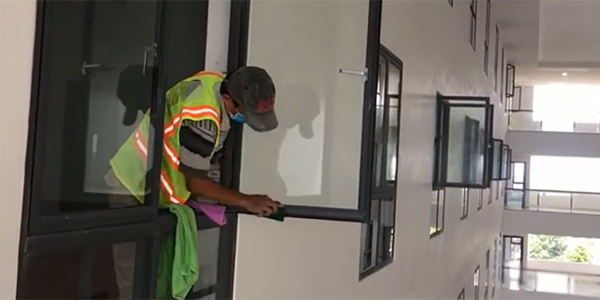 Quy trình vệ sinh sau xây dựng sẽ giúp công trình của bạn sạch sẽ, gọn gàng