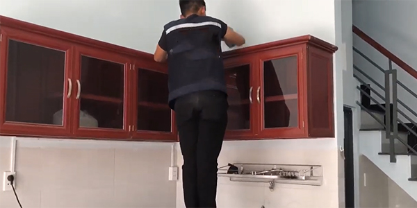 Các dịch vụ vệ sinh nhà mới xây sẽ làm thay bạn công việc không hề dễ dàng này